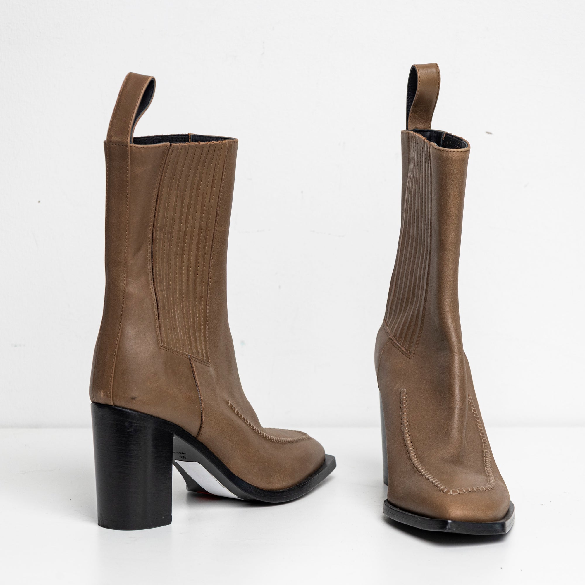 Hand-stitch Chelsea Boots Tan EU40