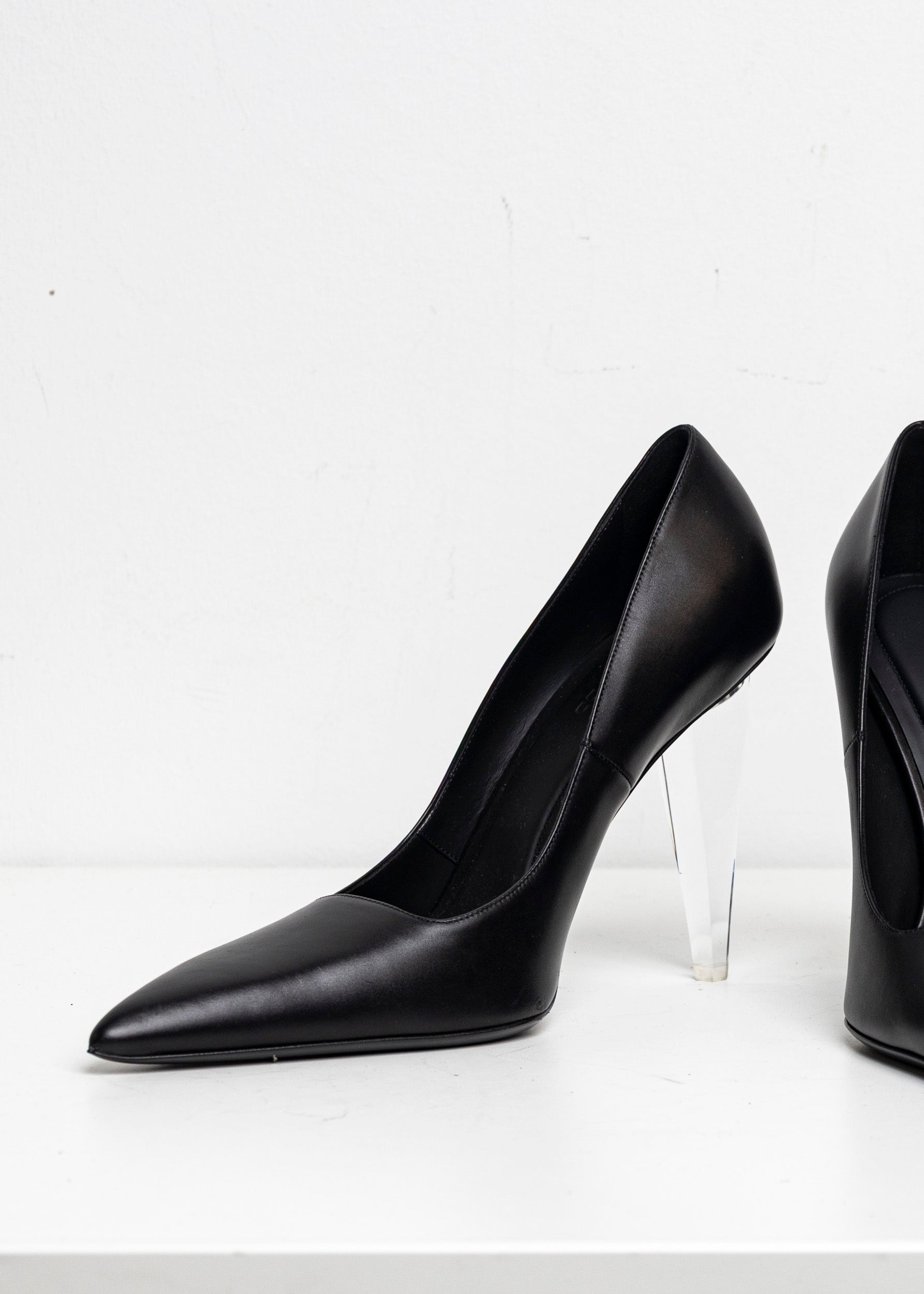 Ice Pump Black EU40 (Like New)