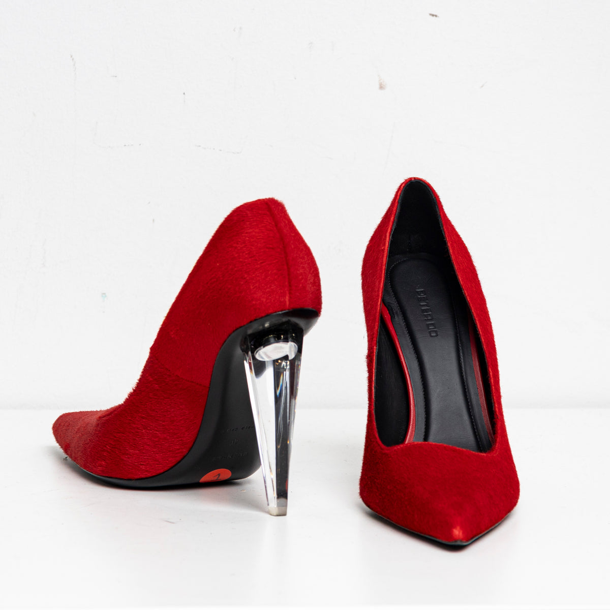 Ice Pump Pony Red EU40 #1