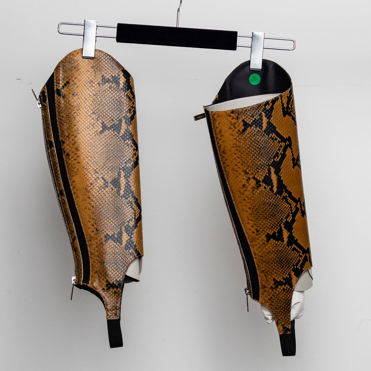 Leather Chap Tan Snake One Size (Like New)