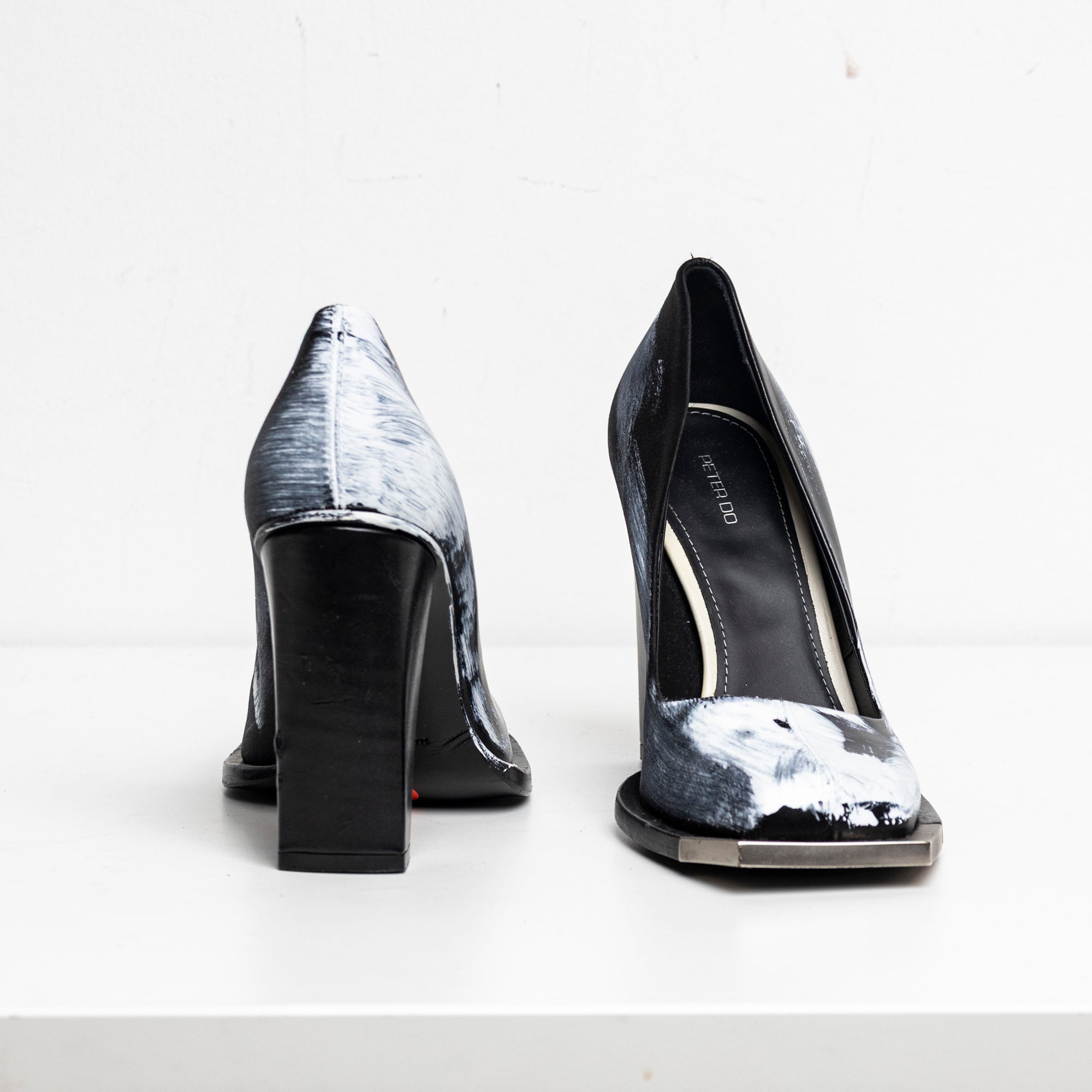 Metal Square Toes Pump Painted Black EU40