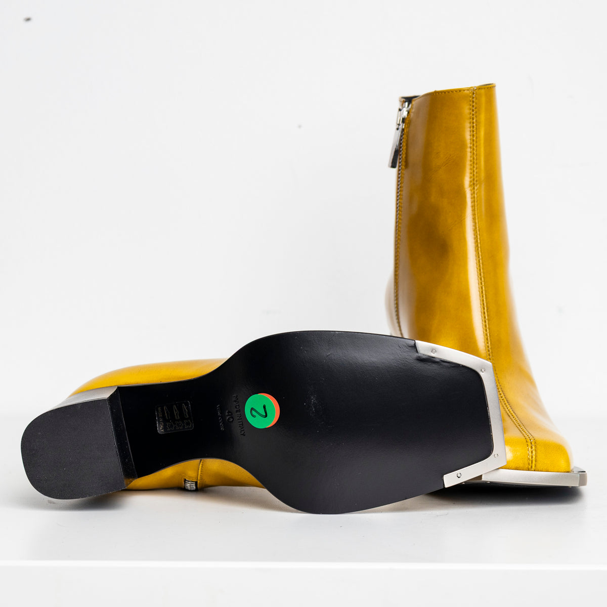 Metal Everyday Chelsea Boots Yellow EU40 #2 (Like New)