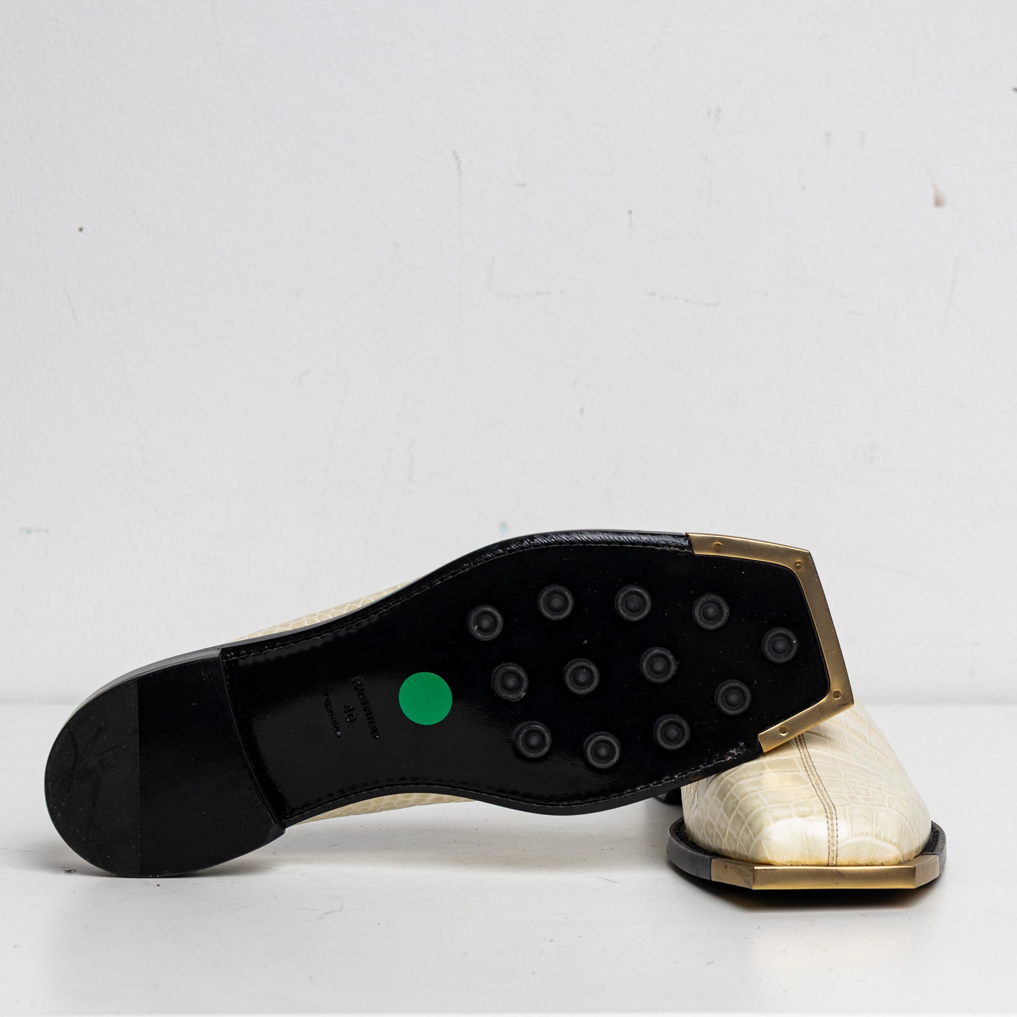 Metal Square Toes Slide White Croc EU40 (Like New)