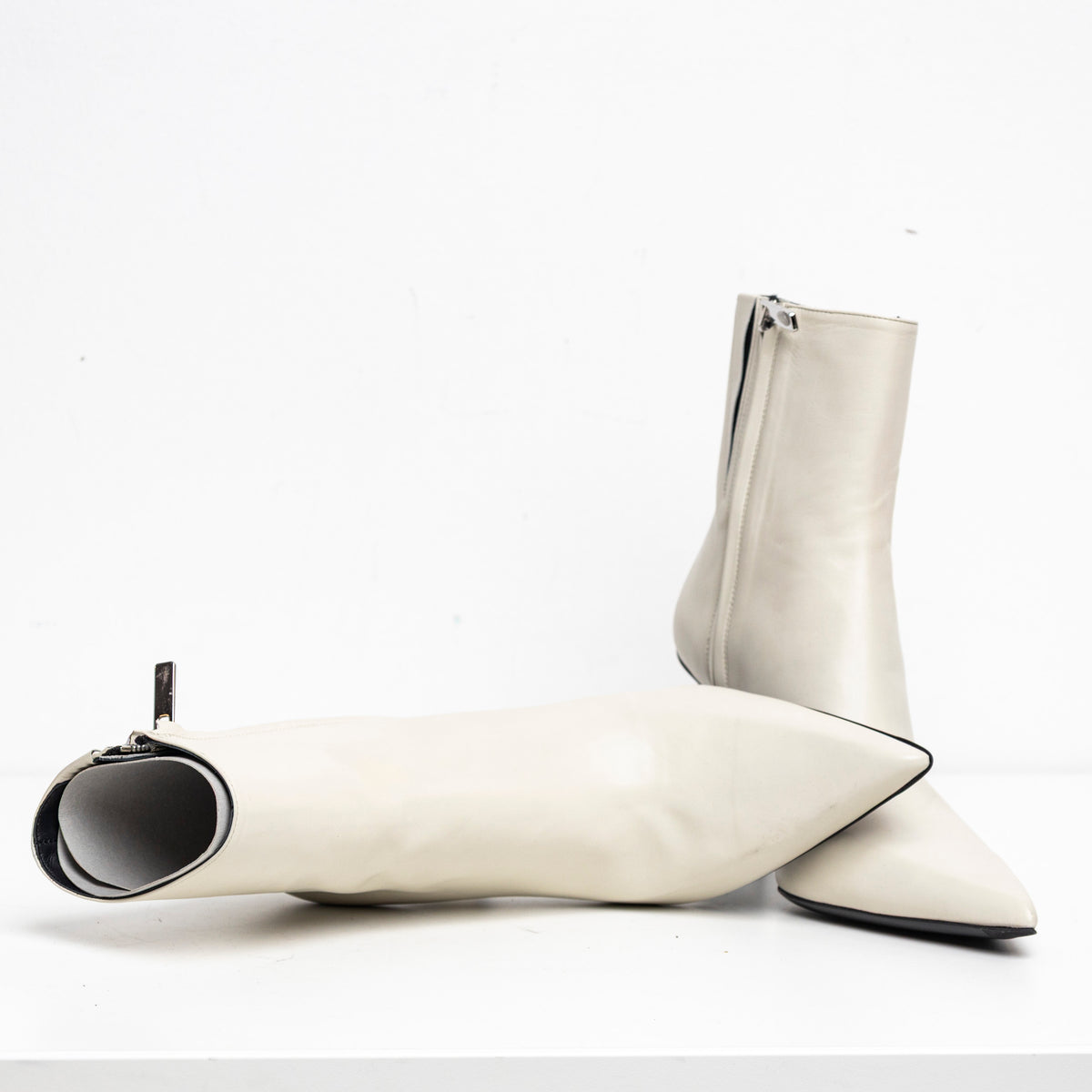 Prism Boots White EU40 #1 (Like New)