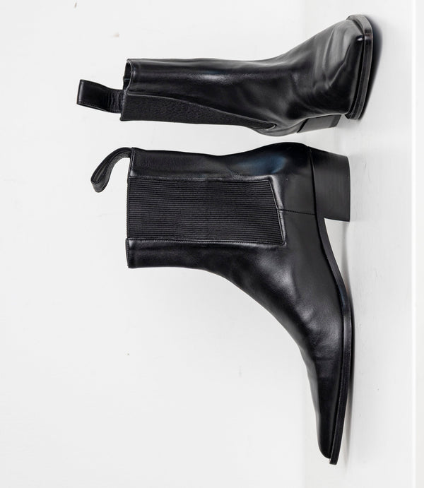 Sharp Chelsea Boots Black EU40