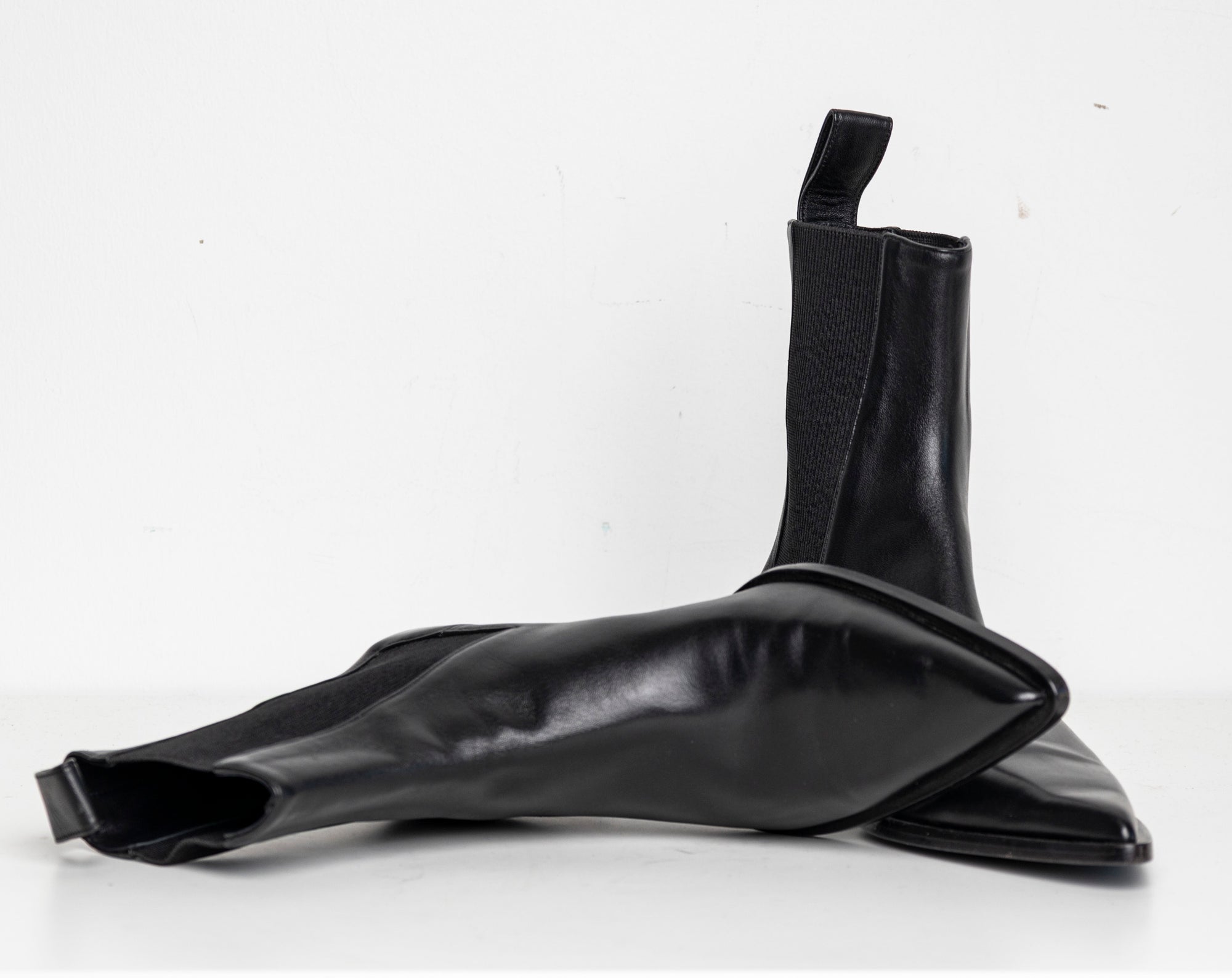 Sharp Chelsea Boots Black EU40