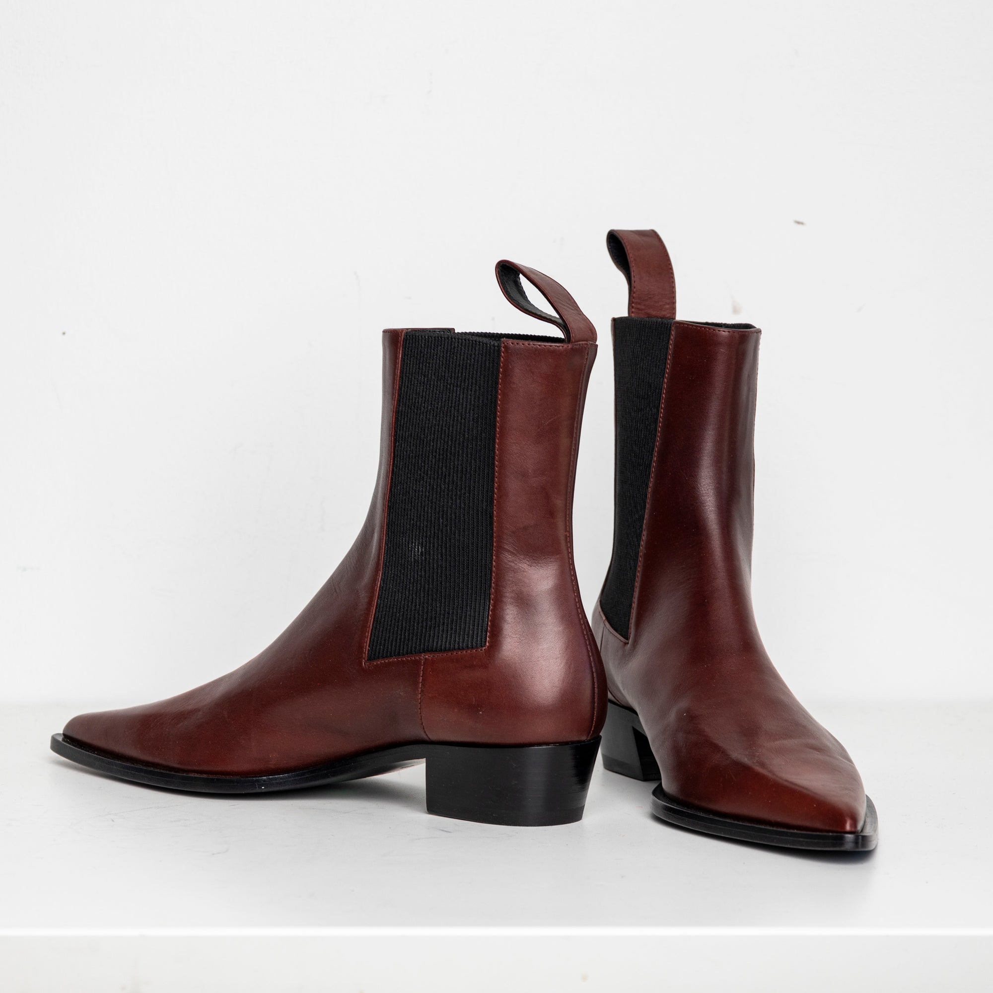 Sharp Chelsea Boots Brown EU40 #2 (Like New)