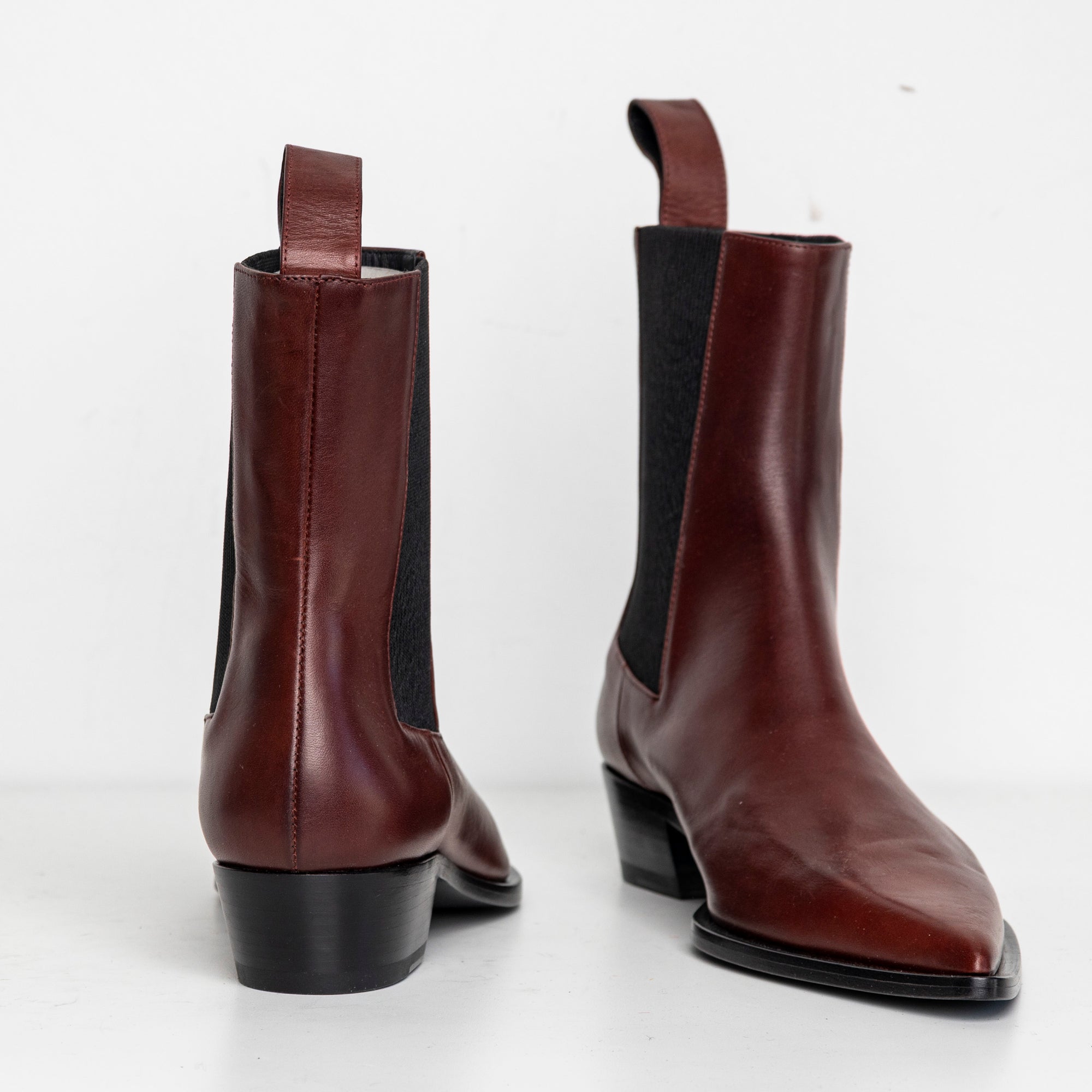 Sharp Chelsea Boots Brown EU40 #2 (Like New)