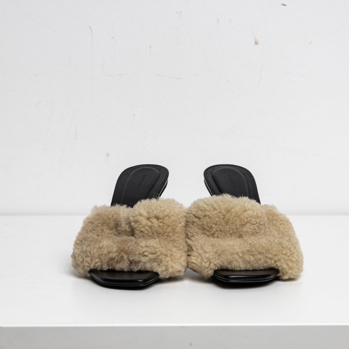 Shearling Sandal White EU40