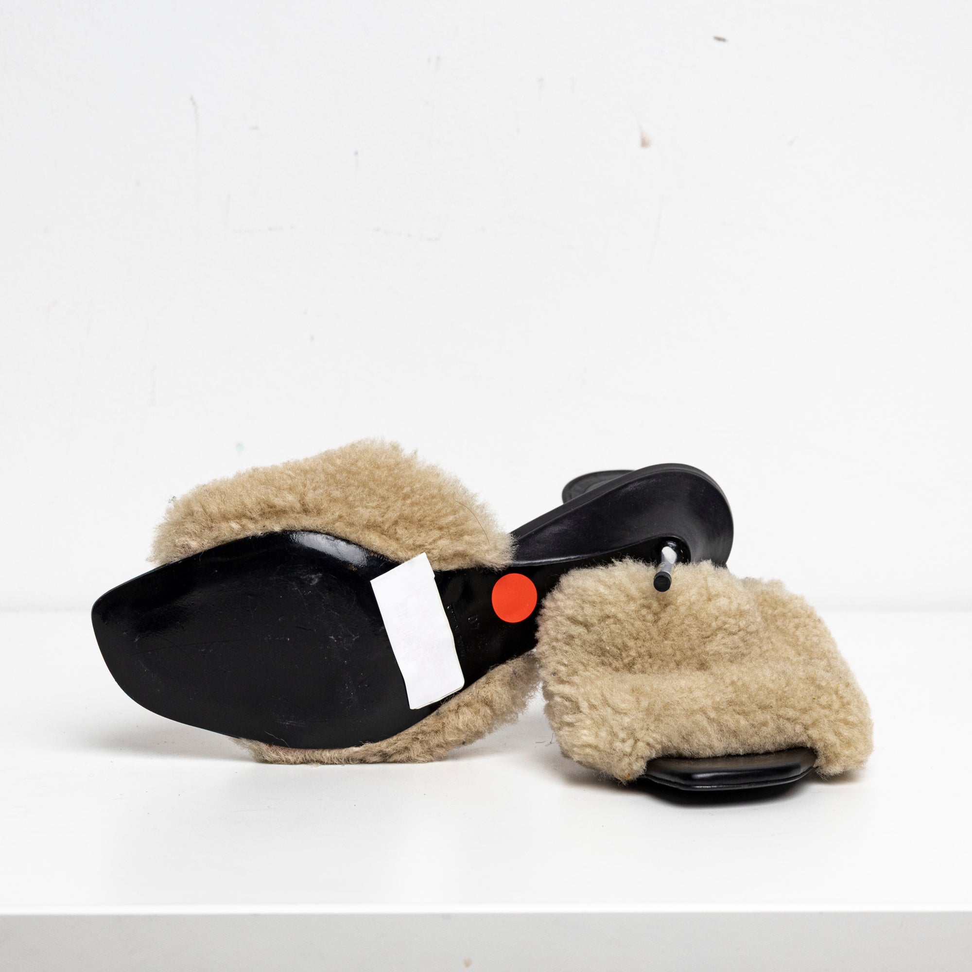 Shearling Sandal White EU40