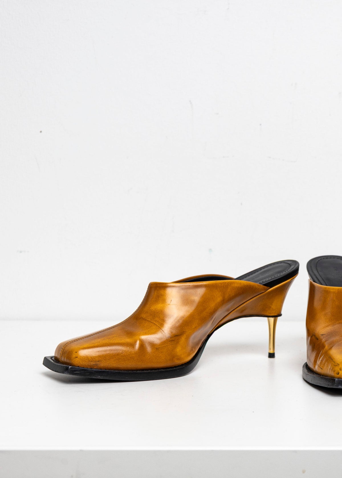 Square Toes Mule Orange EU40