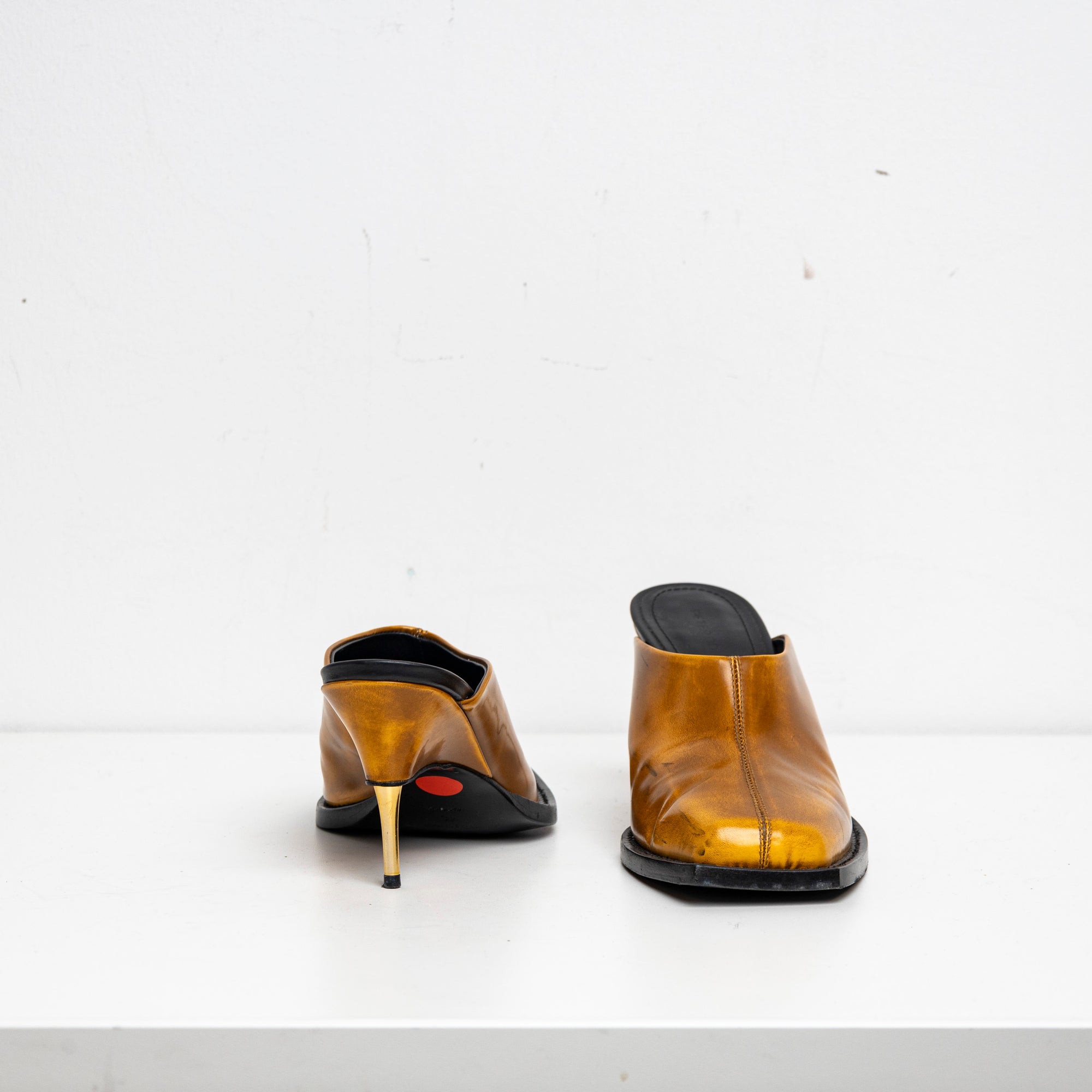 Square Toes Mule Orange EU40