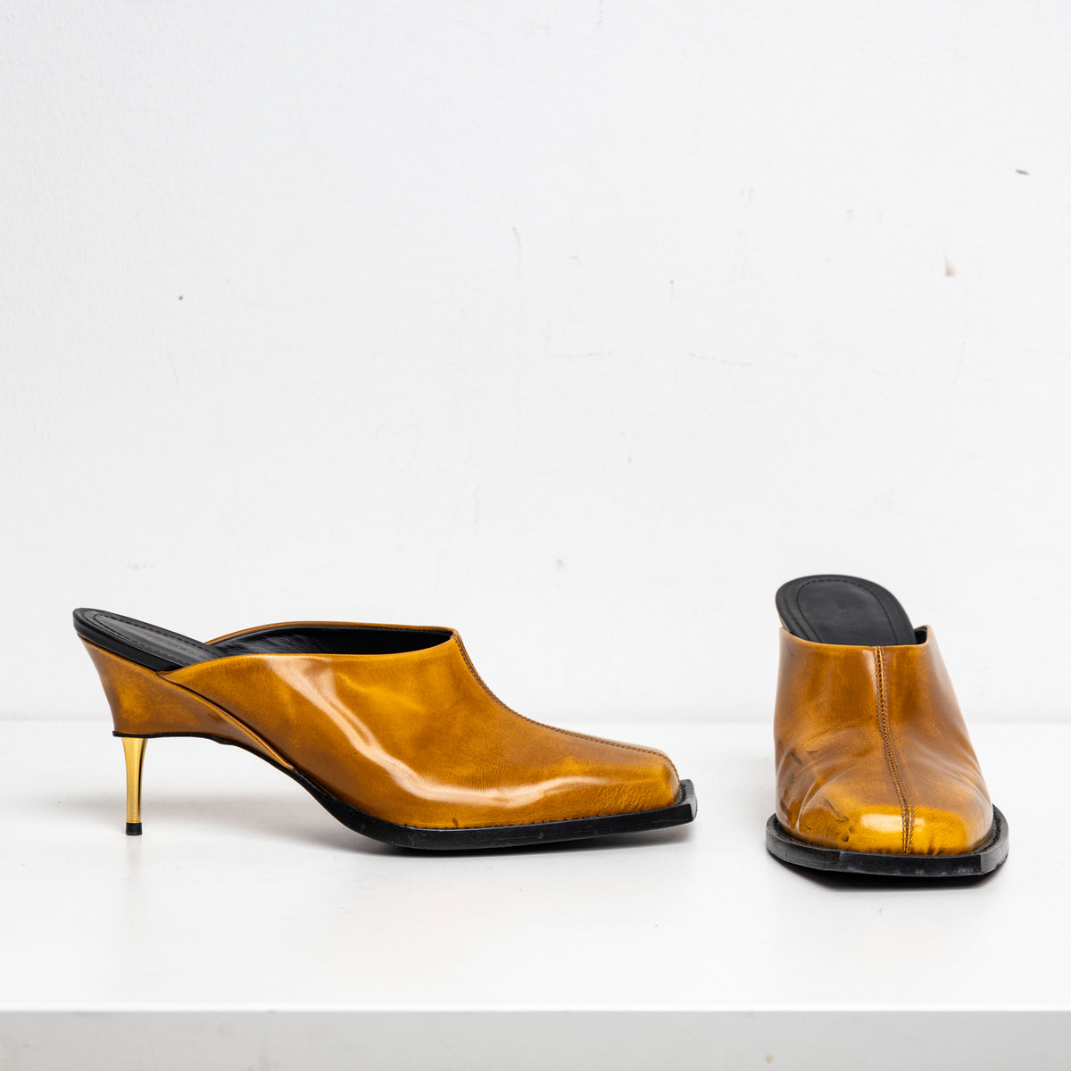 Square Toes Mule Orange EU40