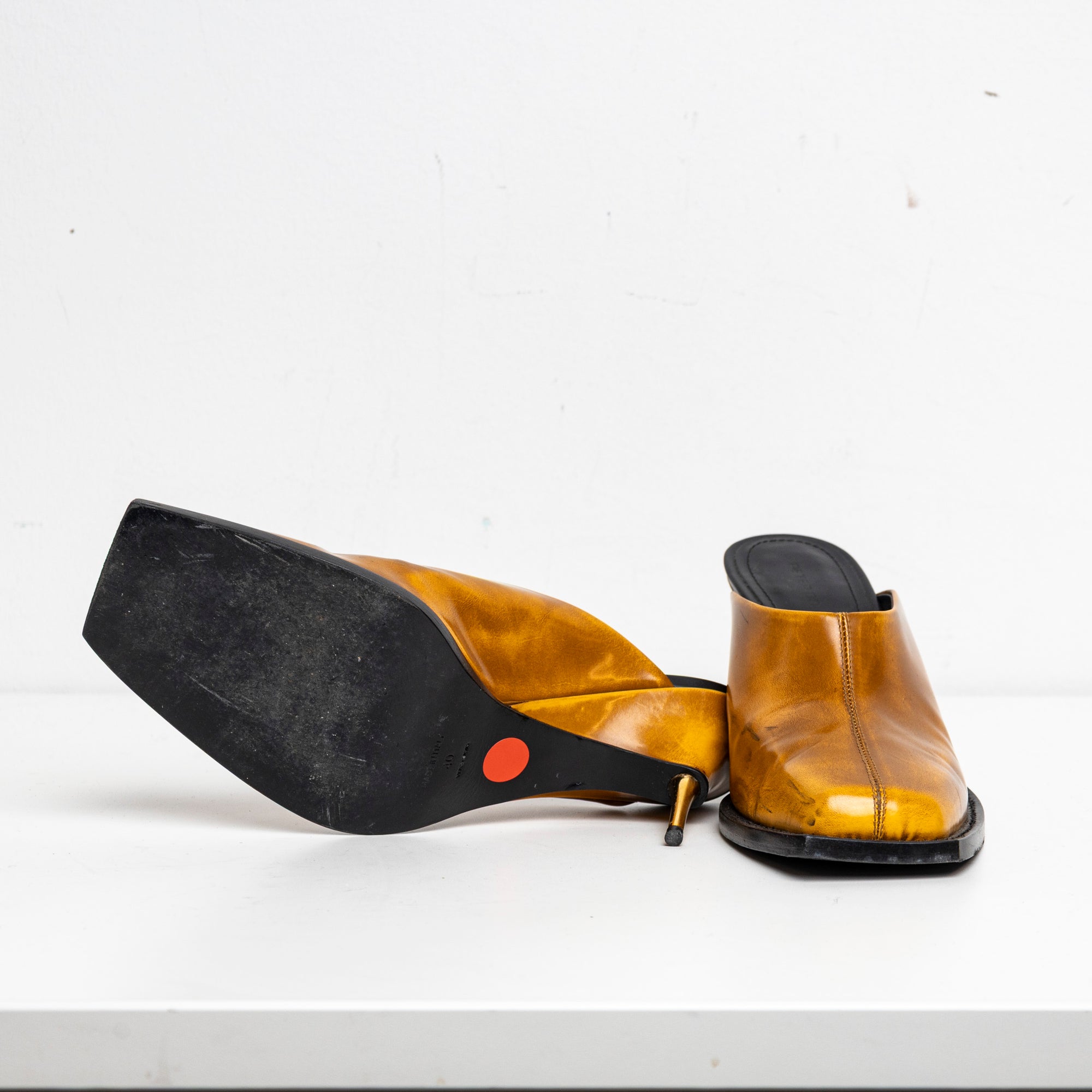 Square Toes Mule Orange EU40