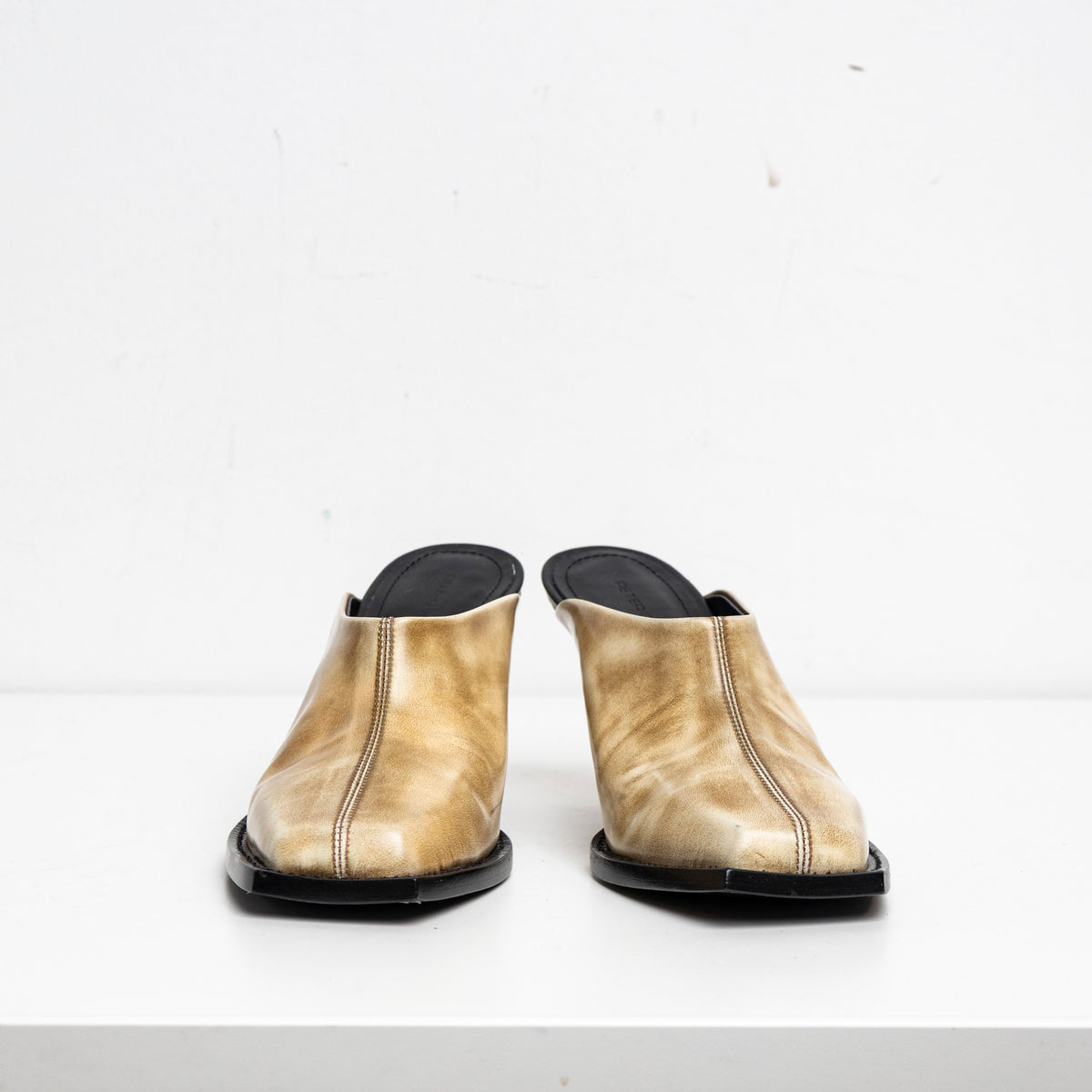 Square Toes Mule Vanilla EU40