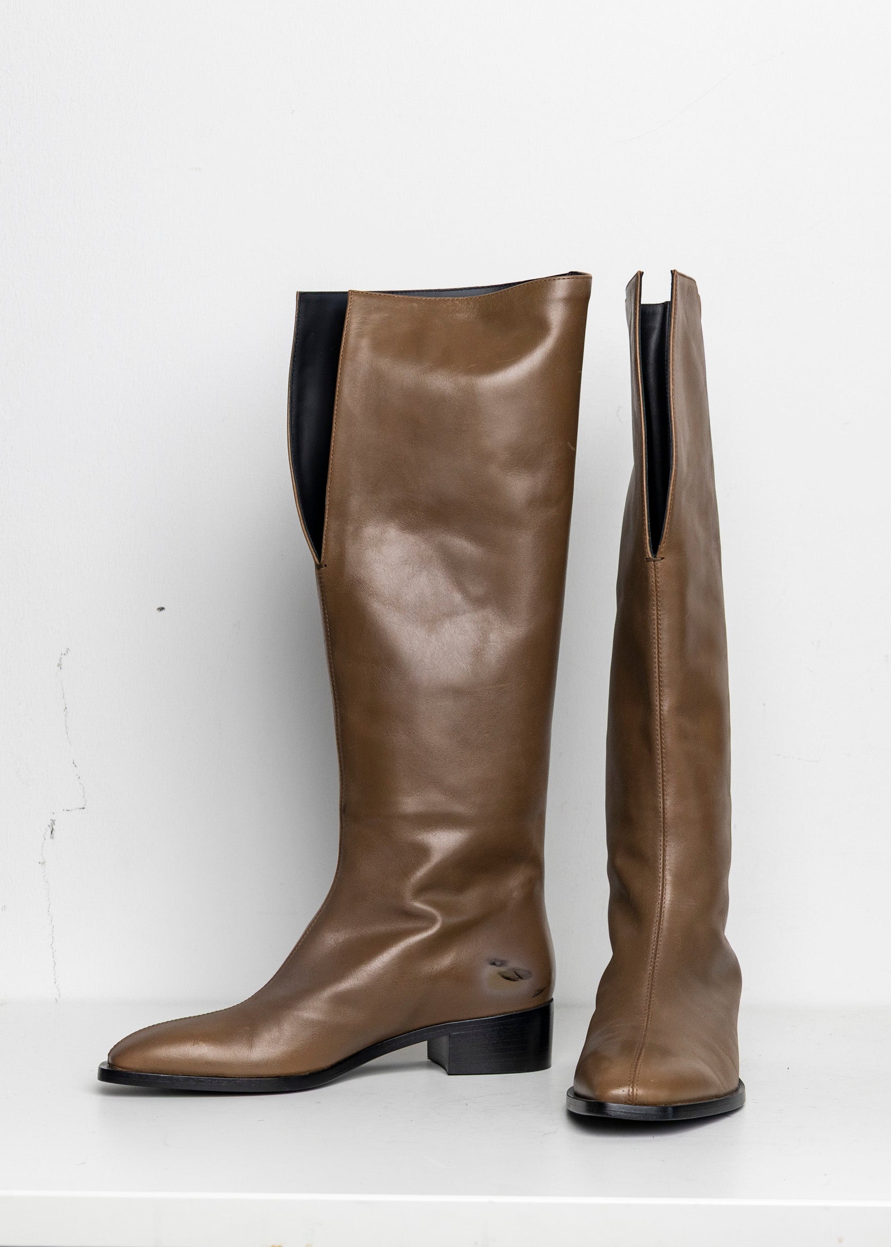 V-Neck Kneehigh Boots Tan EU40 #1