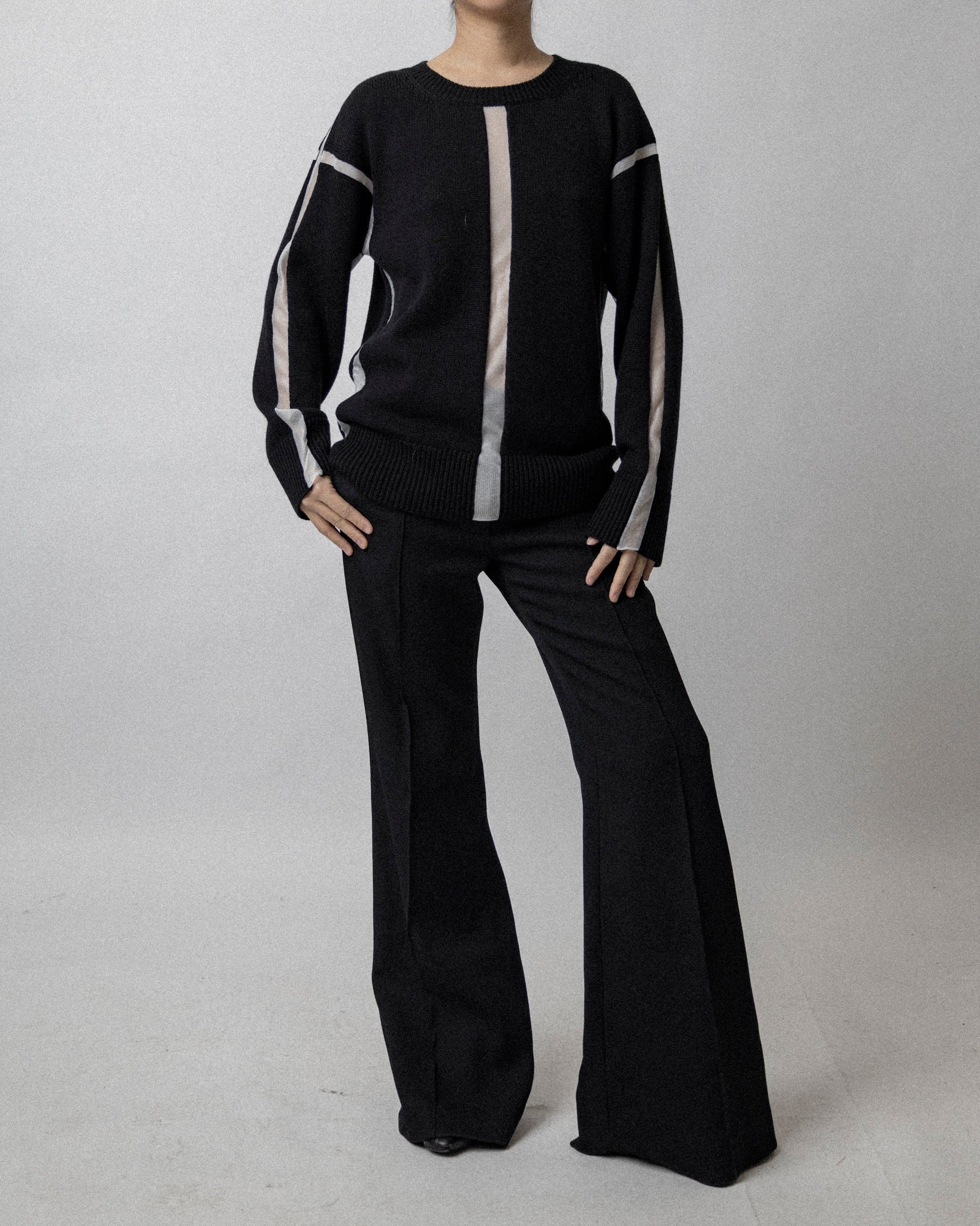 Panel Crew Neck Sweater Black / Clear Cross Shoulder 23''