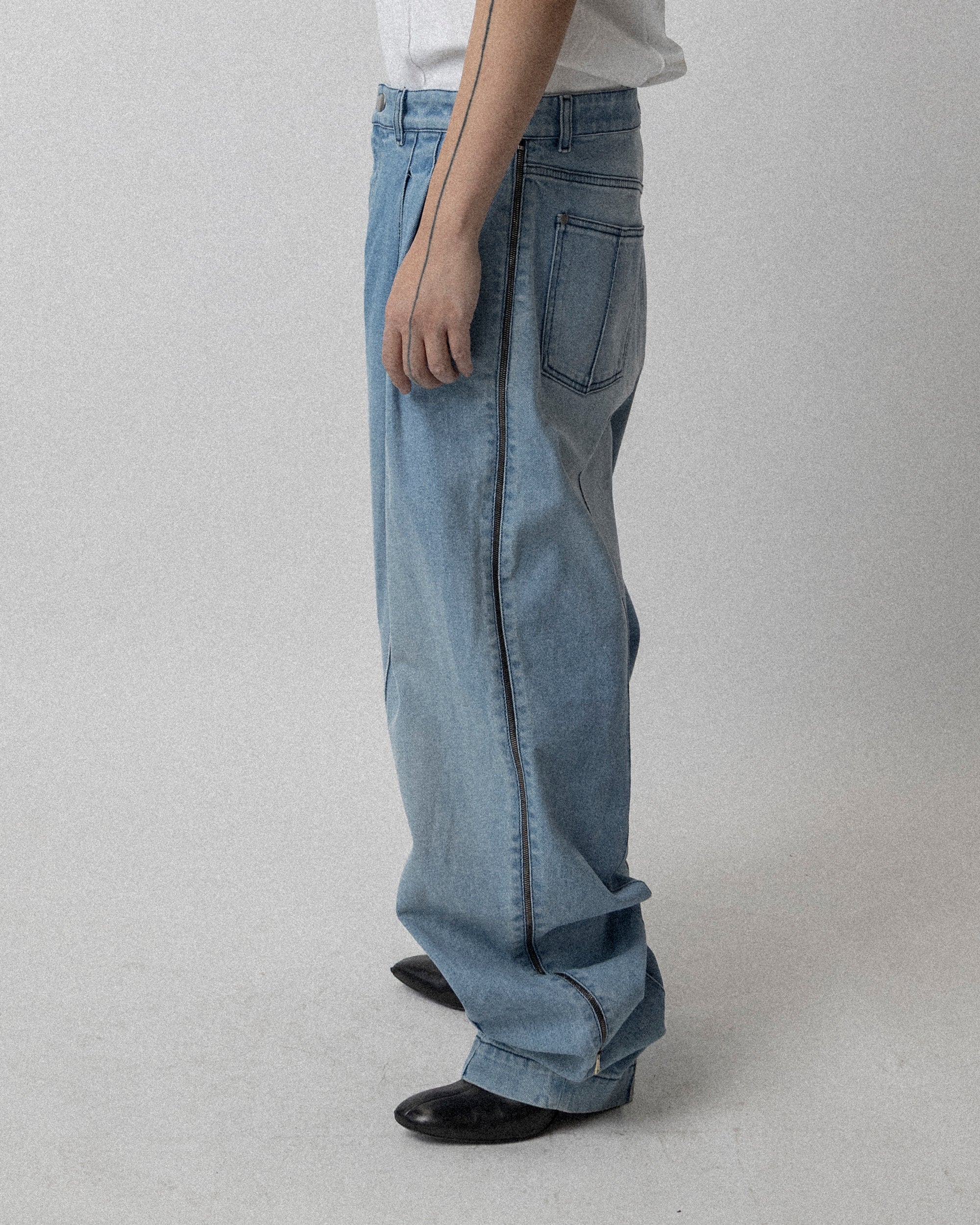 Side Zip Jean Light Blue - Waist 37''